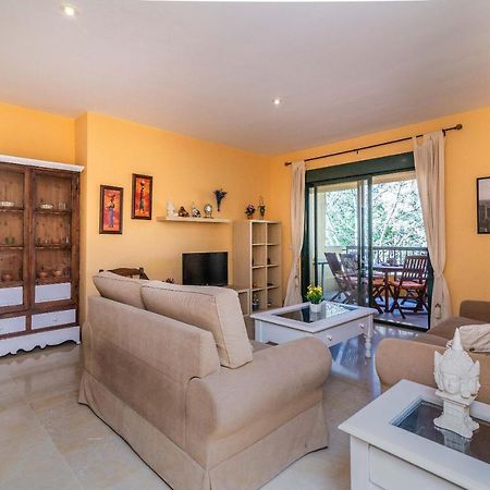 Spacious Apartment In Marbella Exterior photo
